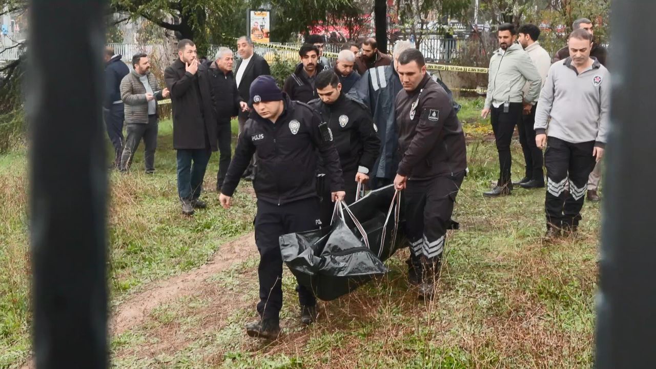 İstanbul - Sarıyer'de dere yatağında erkek cesedi bulundu