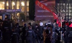 İstanbul - Saraçhane'de izinsiz gösteriye polisten müdahale