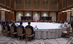 Cumhurbaşkanı Erdoğan: Tüm çalışanlarımızla Türkiye'yi çok daha güçlü yarınlara taşıyacağız