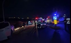 İzmir’de kamyonet ile hafif ticari araç çarpıştı: 7 yaralı