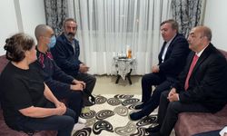 Ameliyatı için Ankara'ya giden Ulaş'ı, Vali ve arkadaşları uğurladı