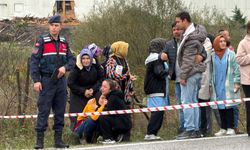 İşçi servis midibüsü devrildi: 1 ölü, 19 yaralı