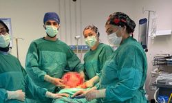 Amasya- Karnından 8,5 kiloluk kitle çıkarıldı /Video eklendi