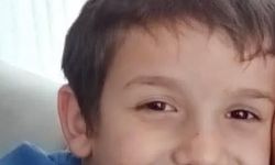 Elektrikli bisiklet, bina duvarına çarptı; 2 arkadaştan 1'i öldü