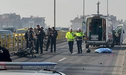 İki aracın arasından geçerken TIR'ın altında kalan motosikletli öldü