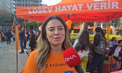 İstanbul- Kadıköy'de LÖSEV şenliği renkli görüntülere sahne oldu