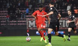 Manisa FK son dakikalarda kaybetti