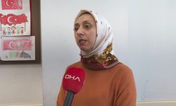 Osman öğretmen, depremzede çocuklara hem öğretmen hem rehber oldu