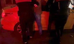 Polisten kaçan sürücünün taksisinde uyuşturucu ele geçirildi