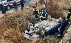 Şarampole yuvarlanan otomobilin sürücüsü öldü