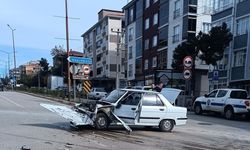 Tekirdağ- Otomobil ile çarpışan kamyonet takla attı: 2 yaralı