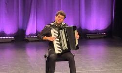 Akordiyon çalan otizmli Çağrıhan'a dünya 3'üncülüğü ödülü
