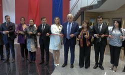 Azerbaycan ve Karabağ zaferini anlatan 2 kitap tanıtıldı