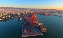 Bakan Uraloğlu: Kasımda 46,8 milyon yük elleçlendi