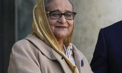 Bangladeş'te eski Başbakan ve yeğenine yolsuzluktan hapis cezası