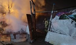 Bursa'da barakada yangın; 1 kişi dumandan etkilendi