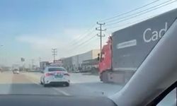 Dur ihtarından kaçan ehliyetsiz TIR sürücüsü, aracın lastiklerine silah doğrultulunca durdu