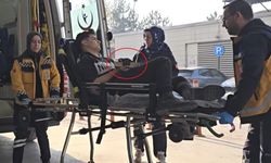 Eline çaktığı ahşap parçasıyla hastaneye kaldırıldı