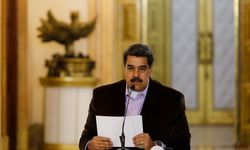 Maduro: Hepsini yenilgiye uğrattık