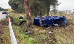 Yoldan çıkıp yan yatan kamyonetin sürücüsü öldü