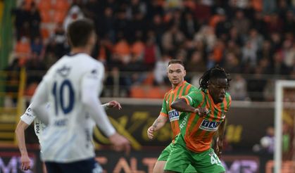 Fenerbahçe, Alanya deplasmanından 3 puanla döndü