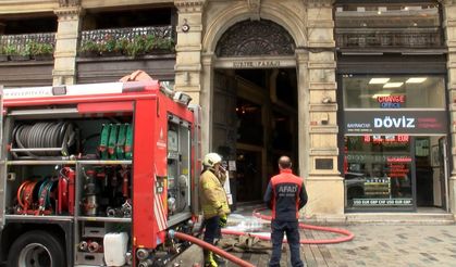İstanbul - İstiklal Caddesi'nde tarihi Suriye Pasajı'nda yangın - 3 / Ek görüntü ve bilgiyle geniş haber
