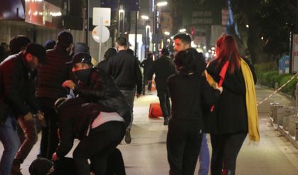 Kocaeli'de 'İmamoğlu' protestosunda 10 gözaltı; polisten 'bayrak' hassasiyeti