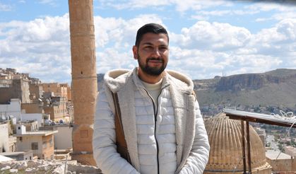 Mardin'in tarihi dokusunu bozan betonarme binalarda yıkım sürüyor
