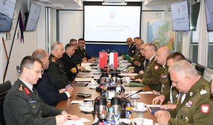 Genelkurmay Başkanı Orgeneral Metin Gürak'ın Polonya temasları