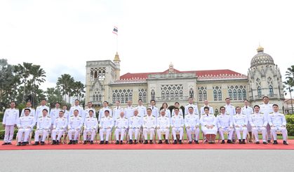 Tayland'da yeni hükümet göreve başladı