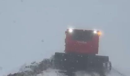 Karlıova'da kar yağışı