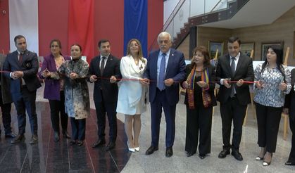 Azerbaycan ve Karabağ zaferini anlatan 2 kitap tanıtıldı