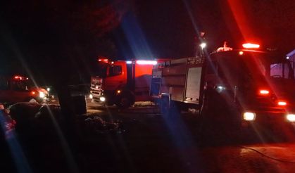 Bursa’da işçilerin kaldığı baraka, alev alev yandı