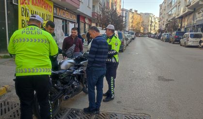 Edirne’de 2 ayrı kazada 3 kişi yaralandı 