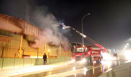 Gaziantep'te ambalaj fabrikasında yangın