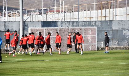 Mehmet Altıparmak: Sivasspor'u hak ettiği yere getireceğiz