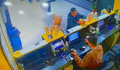 SMA hastası çocuğa yardım için konulan kumbarayı çaldı; o anlar kamerada