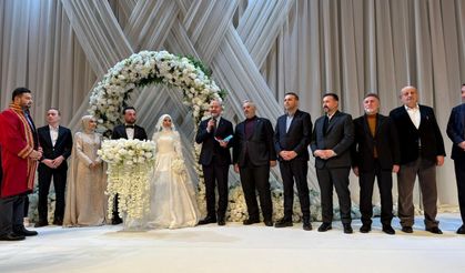 Protokol Akınına Uğrayan Nikâh: Erdoğan ve Akarsu Ailelerinin Mutlu Günü