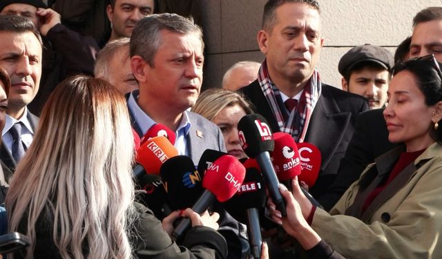 CHP lideri Özgür Özel İstanbul Adalet Sarayı'na geldi