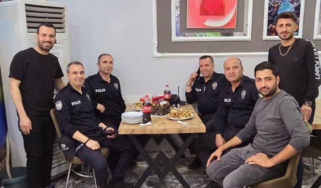 Kızıltepe’de Polislere Sürpriz Kutlama