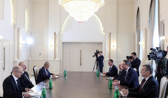 Bakan Bayraktar, Azerbaycan Cumhurbaşkanı Aliyev ile görüştü