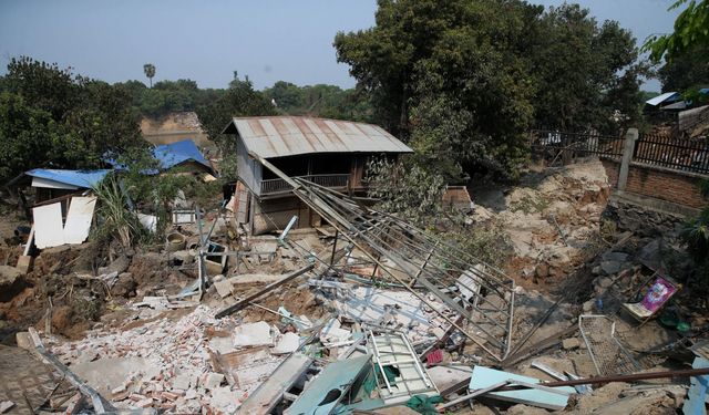 Myanmar'daki depremlerde can kaybı 3 bin 354'e yükseldi