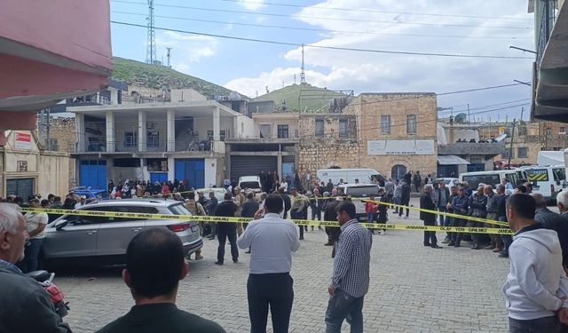 Pazarcıyı boğazını keserek öldüren şüpheli, sınır kapısında yakalandı