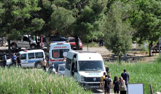 Salda Gölü'nde boğulma tehlikesi geçiren Sultan, yoğun bakımda tedaviye alındı