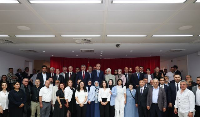 TBMM Başkanı Kurtulmuş: Orta Doğu’da bir insanın burnunun kanamasından rahatsızlık duyarız
