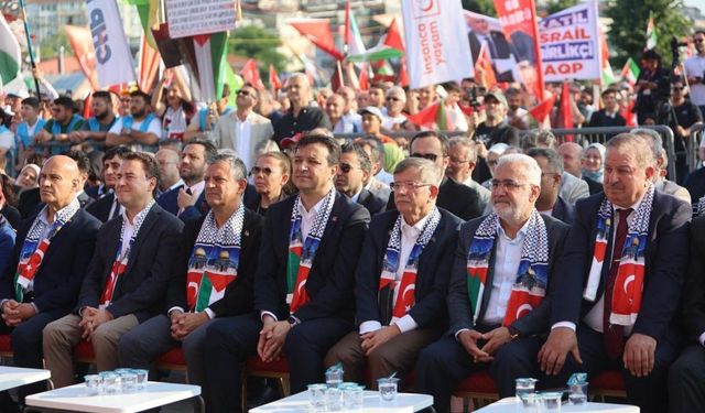 Üsküdar'da 'Özgür Gazze Mitingi' düzenlendi