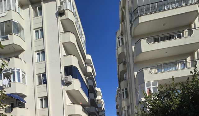 Çanakkale’de Özbekistan uyruklu kadın evinde ölü bulundu; 1 gözaltı