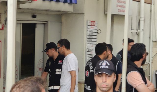 İBB soruşturması kapsamında gözaltına alınan 24 şüpheli adliyeye sevk edildi