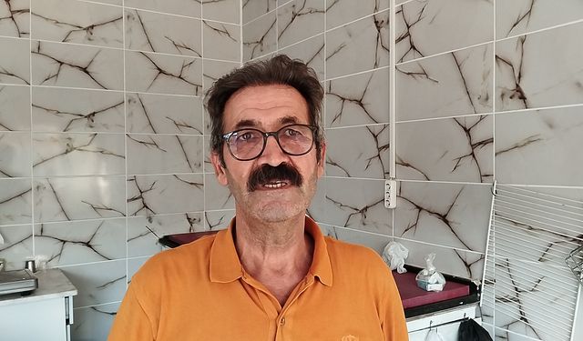 Oğluna hırsızlık yaptırdığı anlar kayda alındı