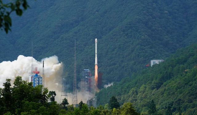 Çin, 'Shiyan-29' uydusunu fırlattı